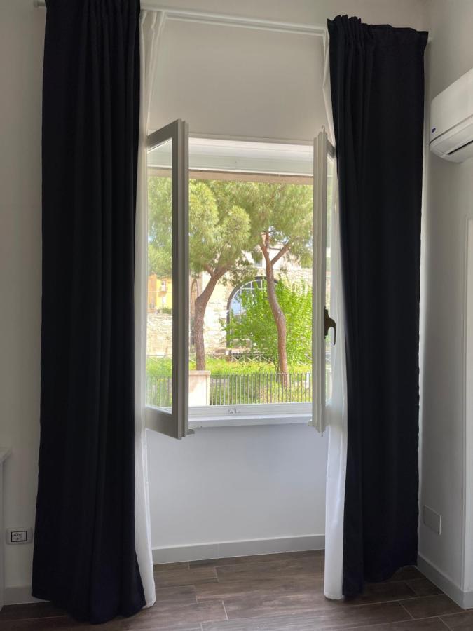 Banus Rooms Κάλιαρι Εξωτερικό φωτογραφία