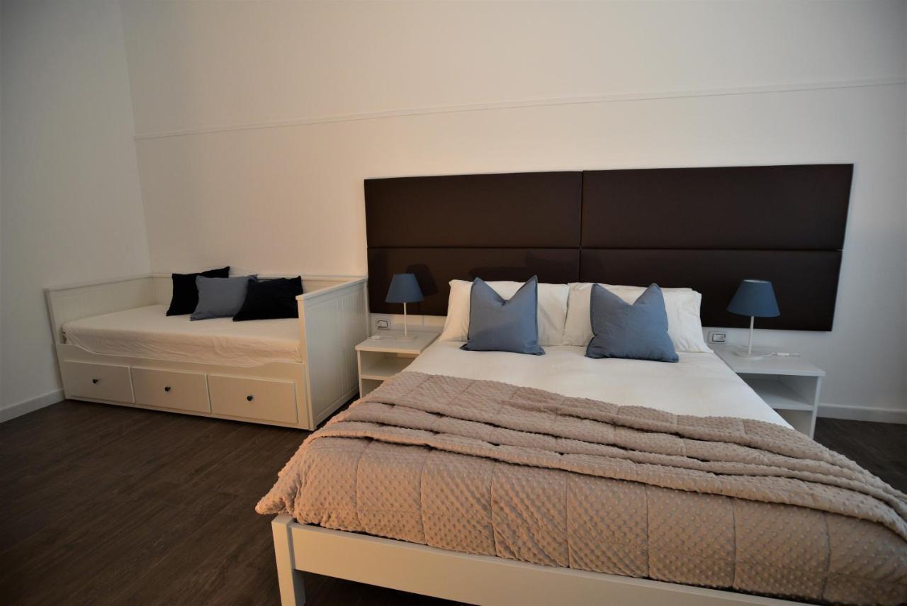 Banus Rooms Κάλιαρι Εξωτερικό φωτογραφία